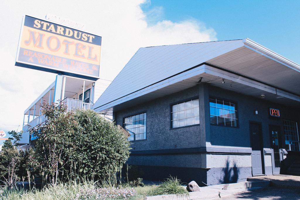 Stardust Motel Camrose Buitenkant foto